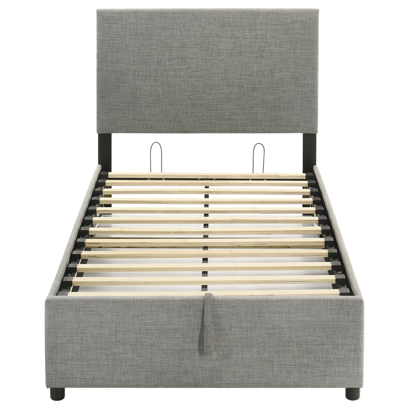 Reeves Queen Bed