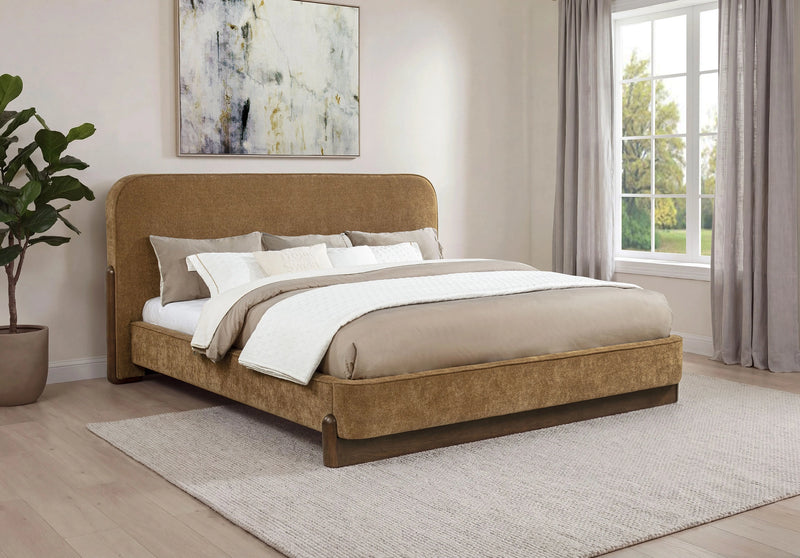 Baldacci Upholstered Platform Bed