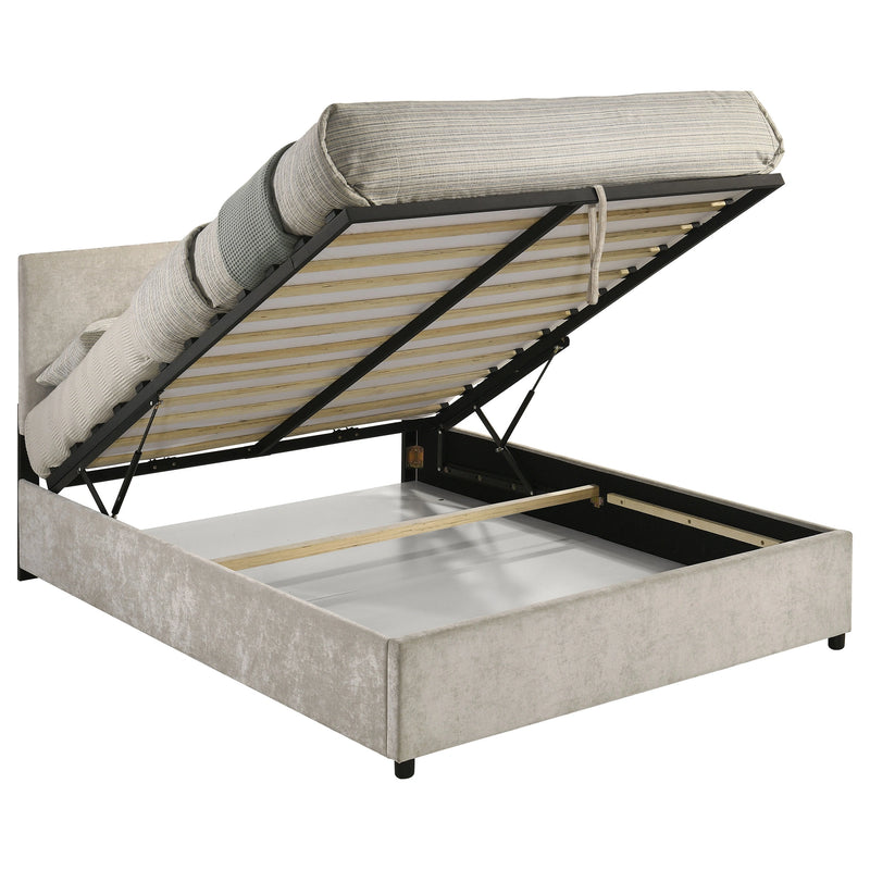 Reeves Queen Bed