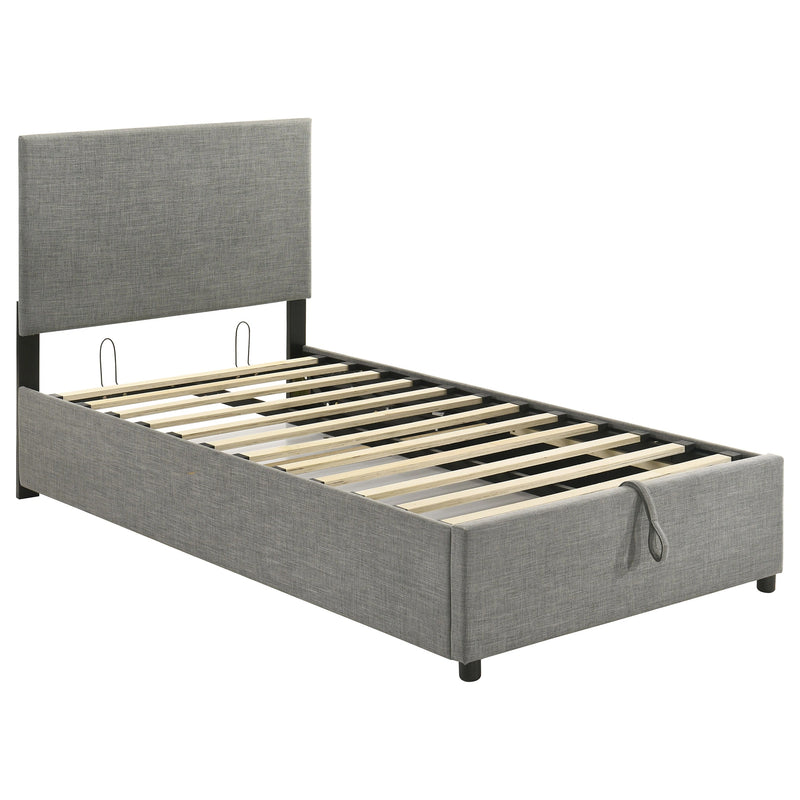 Reeves Queen Bed