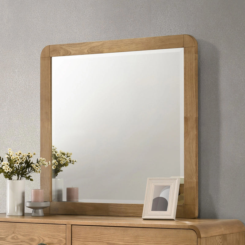 Robyn Dresser and Mirror