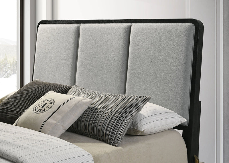 Arini Panel Bed