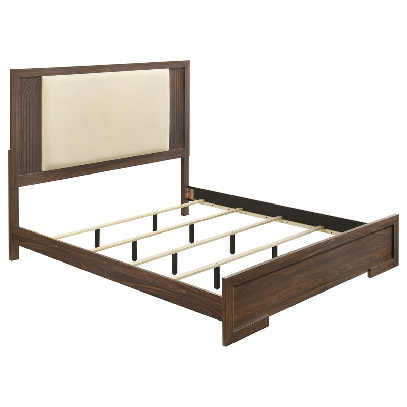 Etienne Queen Bed