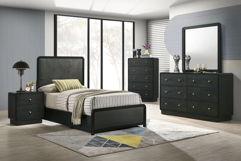 Cavelle Panel Bed